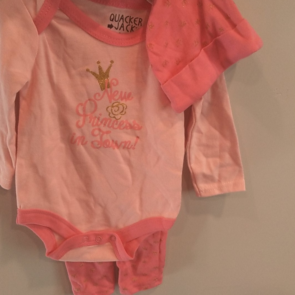 Girls onesie 6-9 month